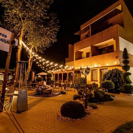 Floros Simfonija Hotel Šventoji Exterior foto