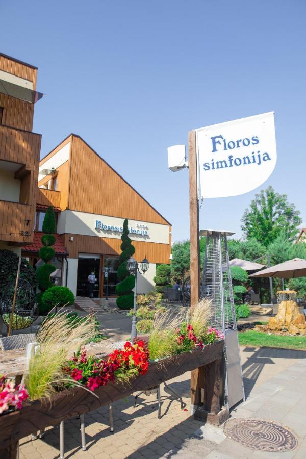 Floros Simfonija Hotel Šventoji Exterior foto