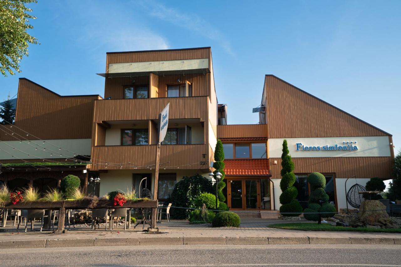 Floros Simfonija Hotel Šventoji Exterior foto