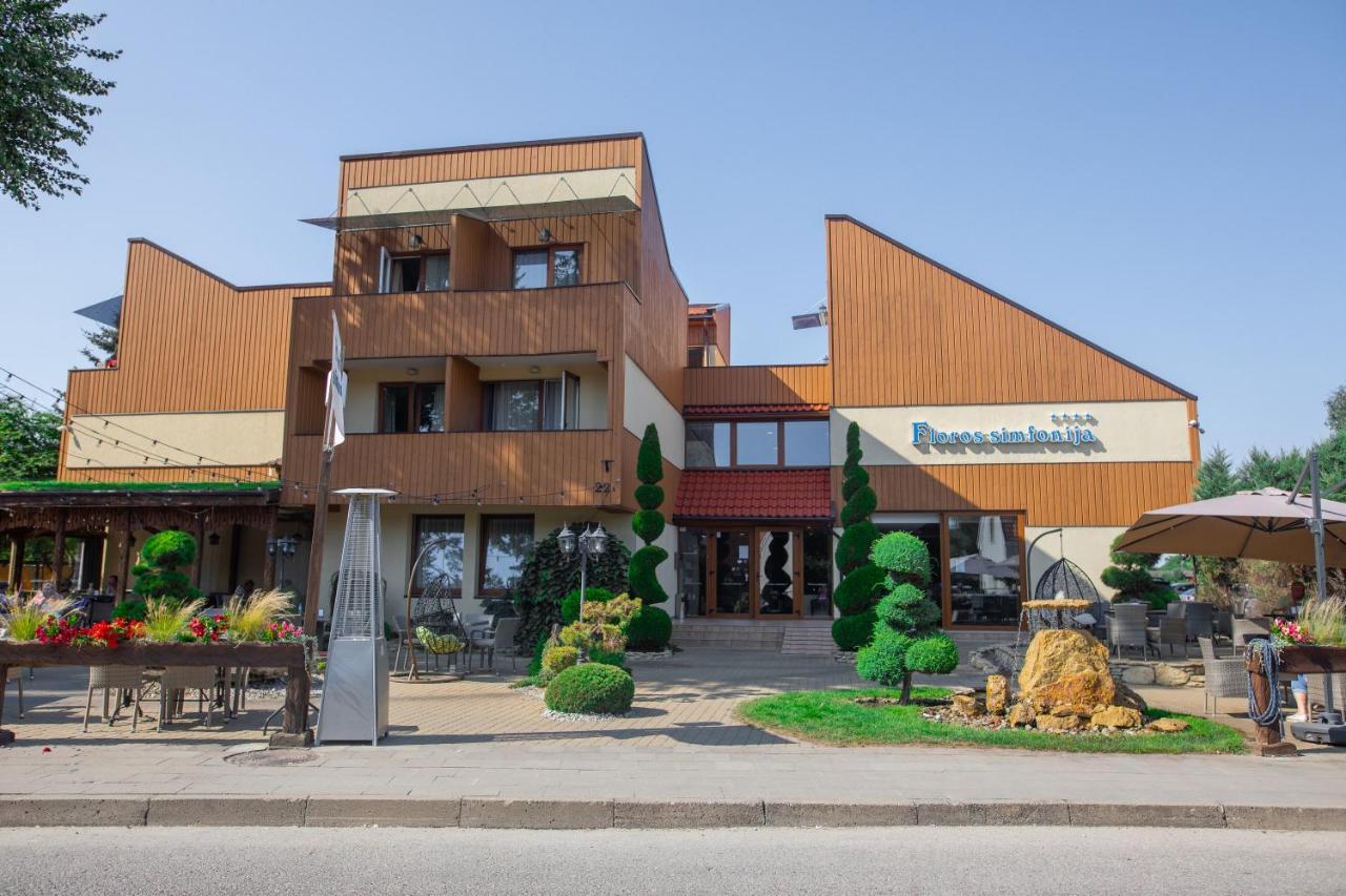 Floros Simfonija Hotel Šventoji Exterior foto