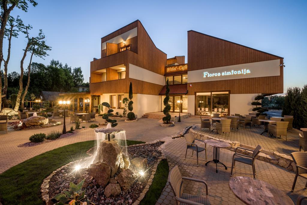 Floros Simfonija Hotel Šventoji Exterior foto